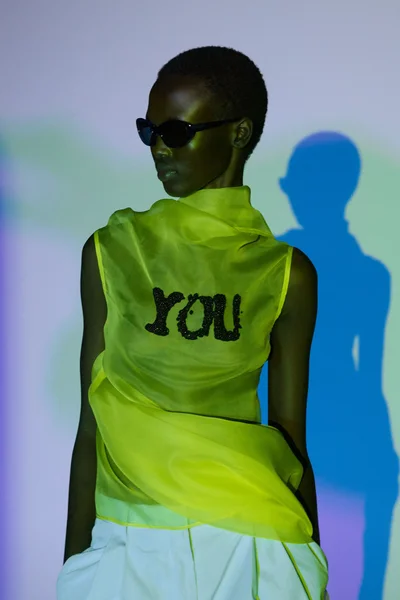 Look 20